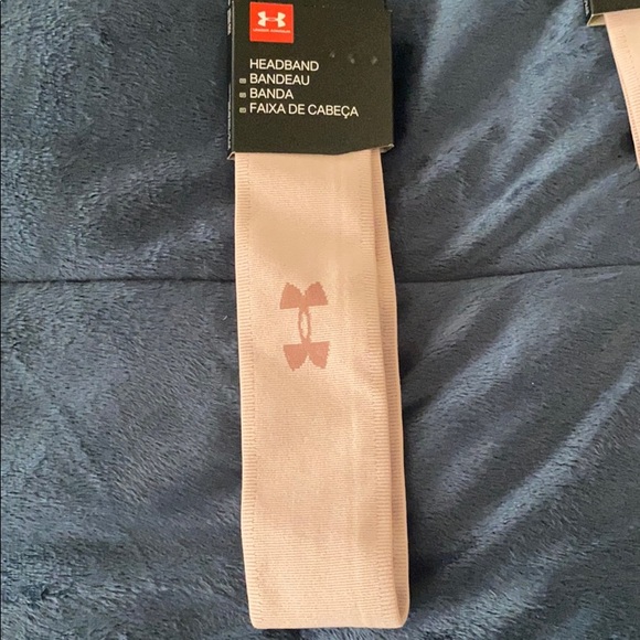 Under Armour Accessories - BNWT Under Armour women headband mauve in color